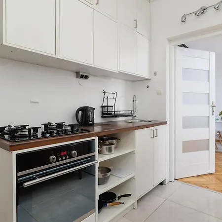Apartamento Prusa Stylish Close To The Center Of Cracow By Renters