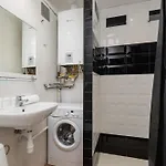 Prusa Stylish Close To The Center Of Cracow By Renters