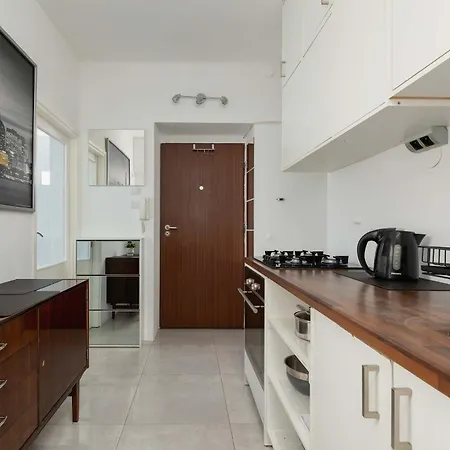 Prusa Stylish Close To The Center Of Cracow By Renters דירה