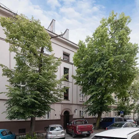 Prusa Stylish Close To The Center Of Cracow By Renters Apartamento Cracovia