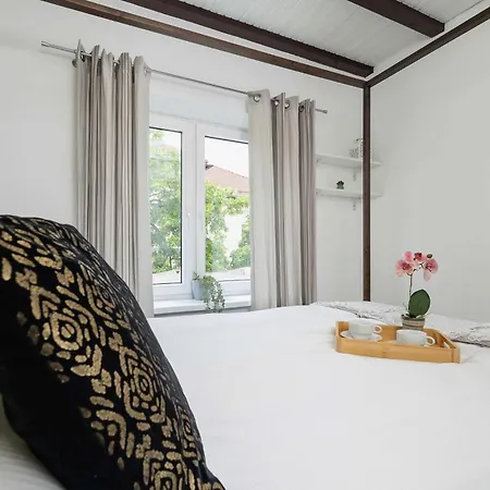 Prusa Stylish Close To The Center Of Cracow By Renters * Cracovia